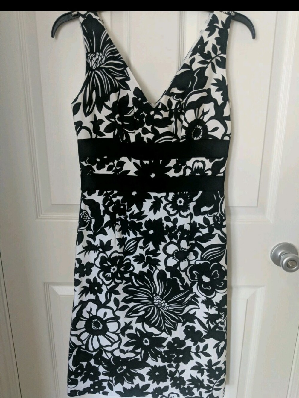 Women's NWOT Donna Ricco Black and White Floral Tank Dress Sz. 6